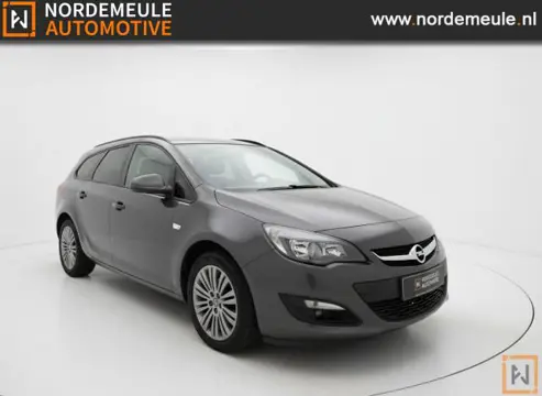 OPEL ASTRA 1.4 TURBO ANN. ED. Cruise, LMV, Clima