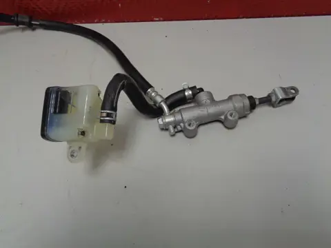 REMPOMP ACHTER Suzuki GSX R 600 2008 - 2010