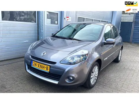 Renault Clio 1.2 5DR 2012-NAP-Airco-Cruise-L.m.Velgen-APK