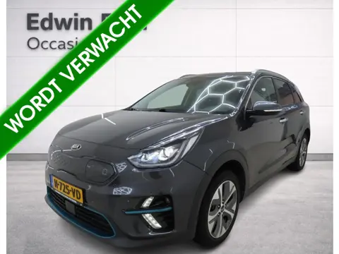 Kia e-Niro ExecutiveLine 64 kWh | Trekhaak | Leder | SOH 100% | Andriod Auto | Apple carplay | Navig