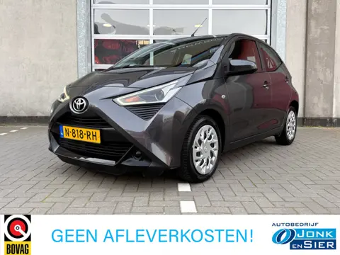 Toyota Aygo 1.0 VVT-i x-play