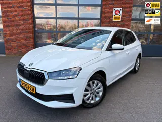 Skoda Fabia 1.0 TSI Ambition | Apple Carplay | Cruise control | Regen en Licht sensor