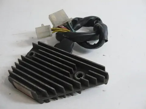 SPANNINGSREGELAAR Honda VF 500 1984 - 1985