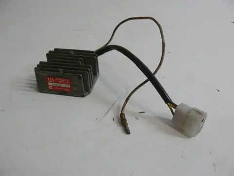 Regulator rectifier  Kawasaki KZ 1100 1980 - 1985