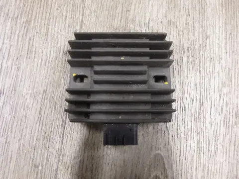 SPANNINGSREGELAAR MV Agusta 675 Brutale 2012 - 2014