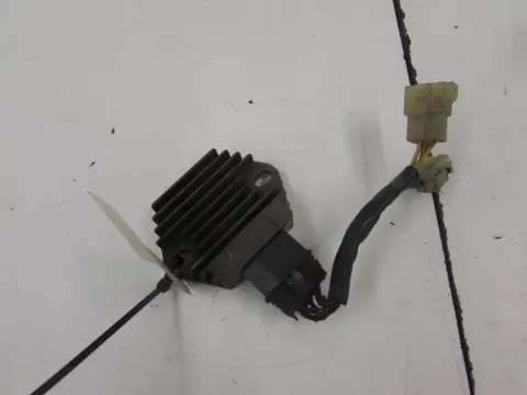 SPANNINGSREGELAAR Hyosung Comet 650 2003 - 2006