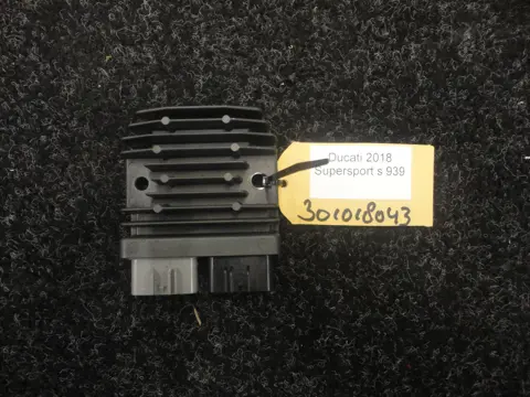 SPANNINGSREGELAAR Ducati 939 Supersport 2017 - 2018
