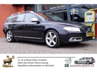 Volvo V70 2.0T 203 pk R-Edition, Leer, Stoelverwarming, 18 inch, Trekhaak