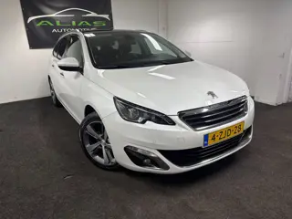 Peugeot 308 SW 1.2 e-THP Première - Automaat - Pano -Airco - APK 2027
