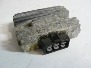 Regulator rectifier  Kawasaki GPZ 750 1984 - 1988