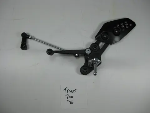 LINKER SCHETSPLAAT Yamaha MT 07 Tracer 2016 - 2018