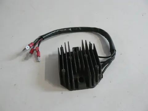 Regulator rectifier  Suzuki GS 500 E 1989 - 2001