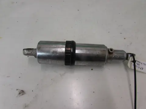 ACHTER SCHOKBREKER Yamaha XJ 750 1982 - 1984