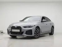 BMW i4 eDrive40 84 kWh | M-Sport | Camera | Active Cruise Controle | Schuifdak | Hifi | Stoelverwarm