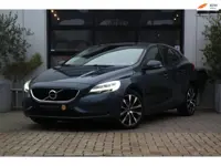 Volvo V40 1.5 T2 Signature Edition - LEDER - AUTOMAAT - PANORAMADAK - CAMERA - LED - NAVIGATIE - STO
