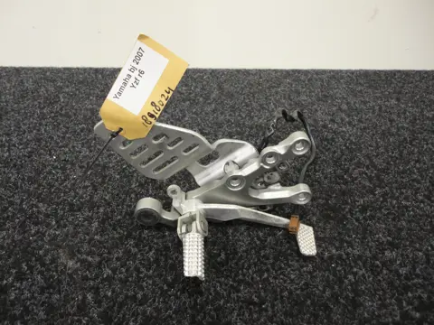 RECHTER SCHETSPLAAT Yamaha YZF R6 2006 - 2007