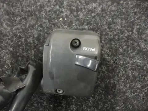 STUURSCHAKELAAR LINKS Yamaha YZF R1 2004 - 2006
