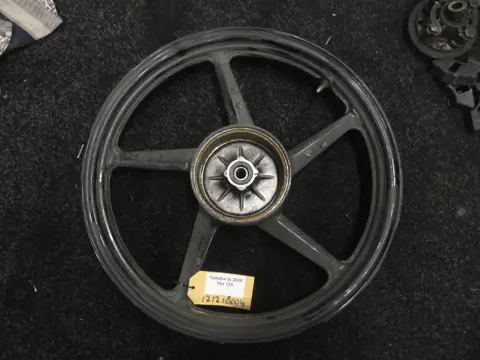 ACHTER VELG Yamaha YBR 125 2008 - 2011