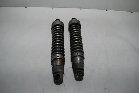 ACHTER SCHOKBREKER Honda VT 500 1983 - 1986