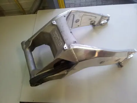 ACHTER BRUG Aprilia RSV 1000 2004 - 2005 / 2006 - 2008