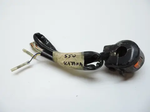 STUURSCHAKELAAR RECHTS Suzuki GSX 550 EF 1982 - 1989