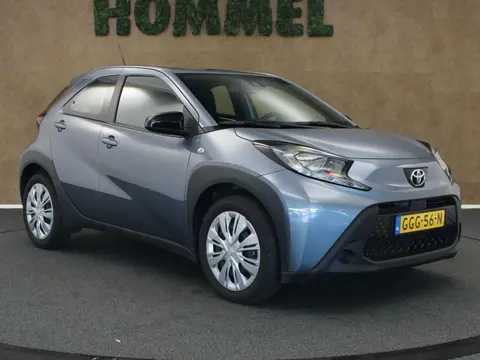 Toyota Aygo X 1.0 VVT-i MT Play - ORIGINEEL NEDERLANDSE AUTO - APPLE CARPLAY/ANDROID AUTO - AIRCO - 