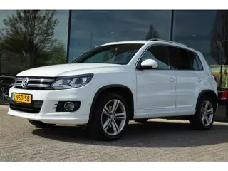 VOLKSWAGEN TIGUAN 2.0 TSI SPORT&STYLE 4MOTION R-LINE ED. AUT. | XENON | CRUISE | CLIMATE | PDC | LMV