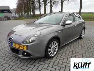 Alfa Romeo Giulietta 1.4 T Distinctive 170PK Zeer mooie staat!