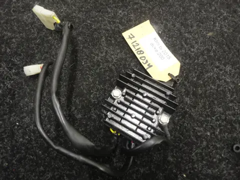 SPANNINGSREGELAAR KTM 200 Duke 2012 - 2016
