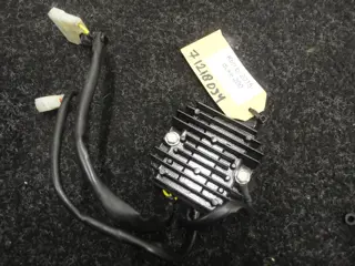 SPANNINGSREGELAAR KTM 200 Duke 2012 - 2016