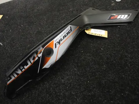 LINKER ACHTERKANT KTM 200 Duke 2012 - 2016