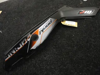 LINKER ACHTERKANT KTM 200 Duke 2012 - 2016