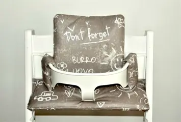 Stokke tripp trapp kussen stoelverkleiner funny drawings