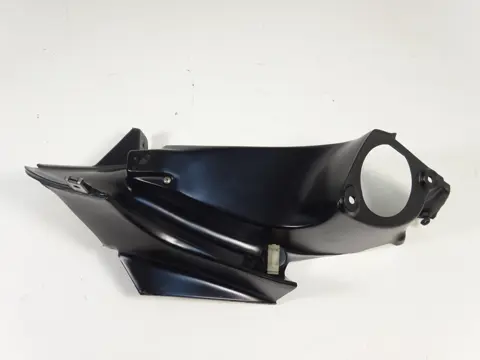 RECHTER LUCHTAANZUIGBUIS Aprilia RSV 1000 2001 - 2003
