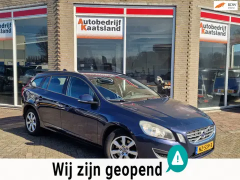 Volvo V60 1.6 D2 Kinetic Automaat - Navi - Clima - 2013