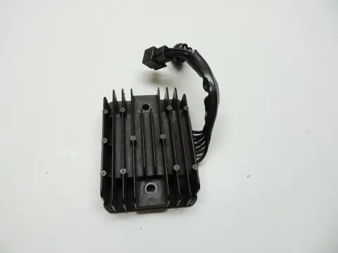 SPANNINGSREGELAAR Suzuki VL 800 2001 - 2004