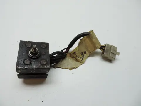 SPANNINGSREGELAAR Suzuki GT 380 1970 - 2012