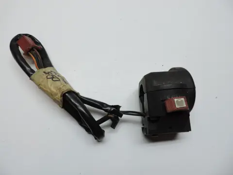 STUURSCHAKELAAR RECHTS Kawasaki GPZ 550 1970 - 2012