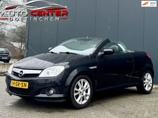 Opel Tigra TwinTop 1.4-16V Linea Rosso Cabrio Apk