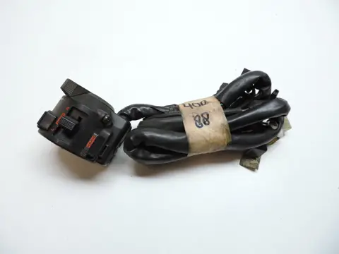 STUURSCHAKELAAR LINKS Honda VFR 400 R 1987 - 1988