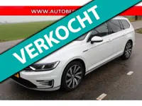 Volkswagen Passat Variant 1.4 TSI GTE Highline // VIRTUAL / PANO / VOL LEER //