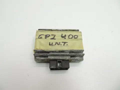 SPANNINGSREGELAAR Kawasaki GPZ 400 1989 - 1994