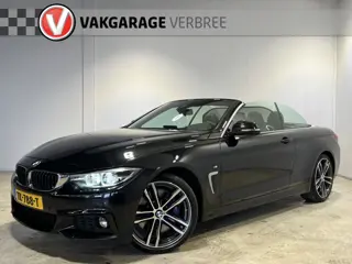 BMW 4 Serie Cabrio 440i High Executive | Navigatie | LM Velgen 19" | Rondomzichtcamera | Voorstoelen