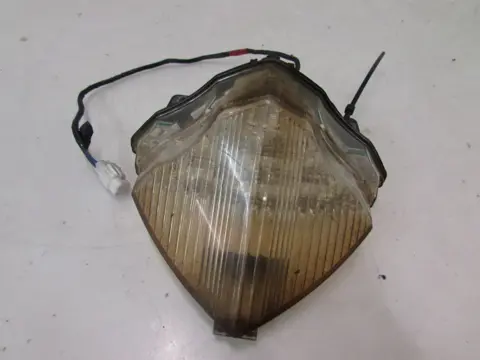 ACHTER LICHT Yamaha YZF R1 2004 - 2006