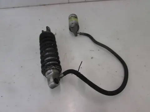 ACHTER SCHOKBREKER Suzuki GSX R 750 1990 - 1991