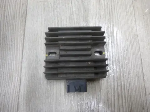 SPANNINGSREGELAAR MV Agusta 800 Brutale 2016 - 2017