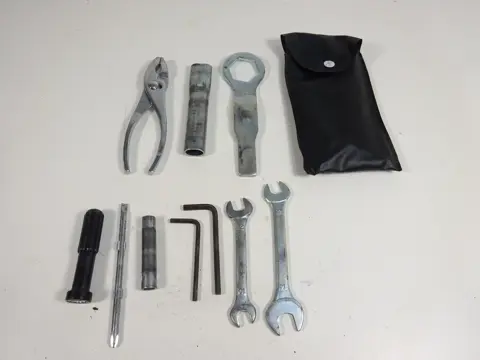 GEREEDSCHAPSET Kawasaki ZZR 1400 2005 - 2011