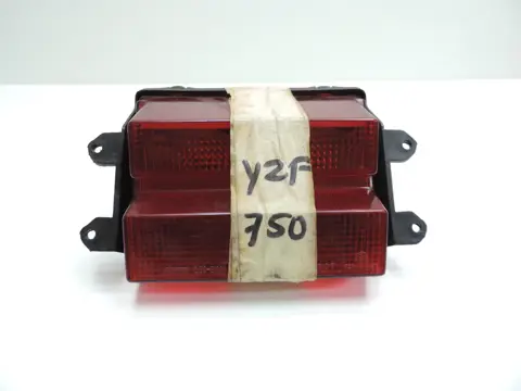 ACHTER LICHT Yamaha YZF 750 1993 - 1995