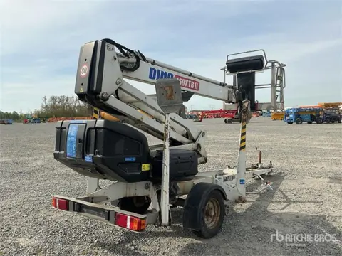 Dino 160XT TB II Towable Lift