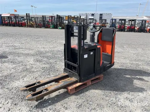 BT SPE200DN Electric Stacker (bj 2016)